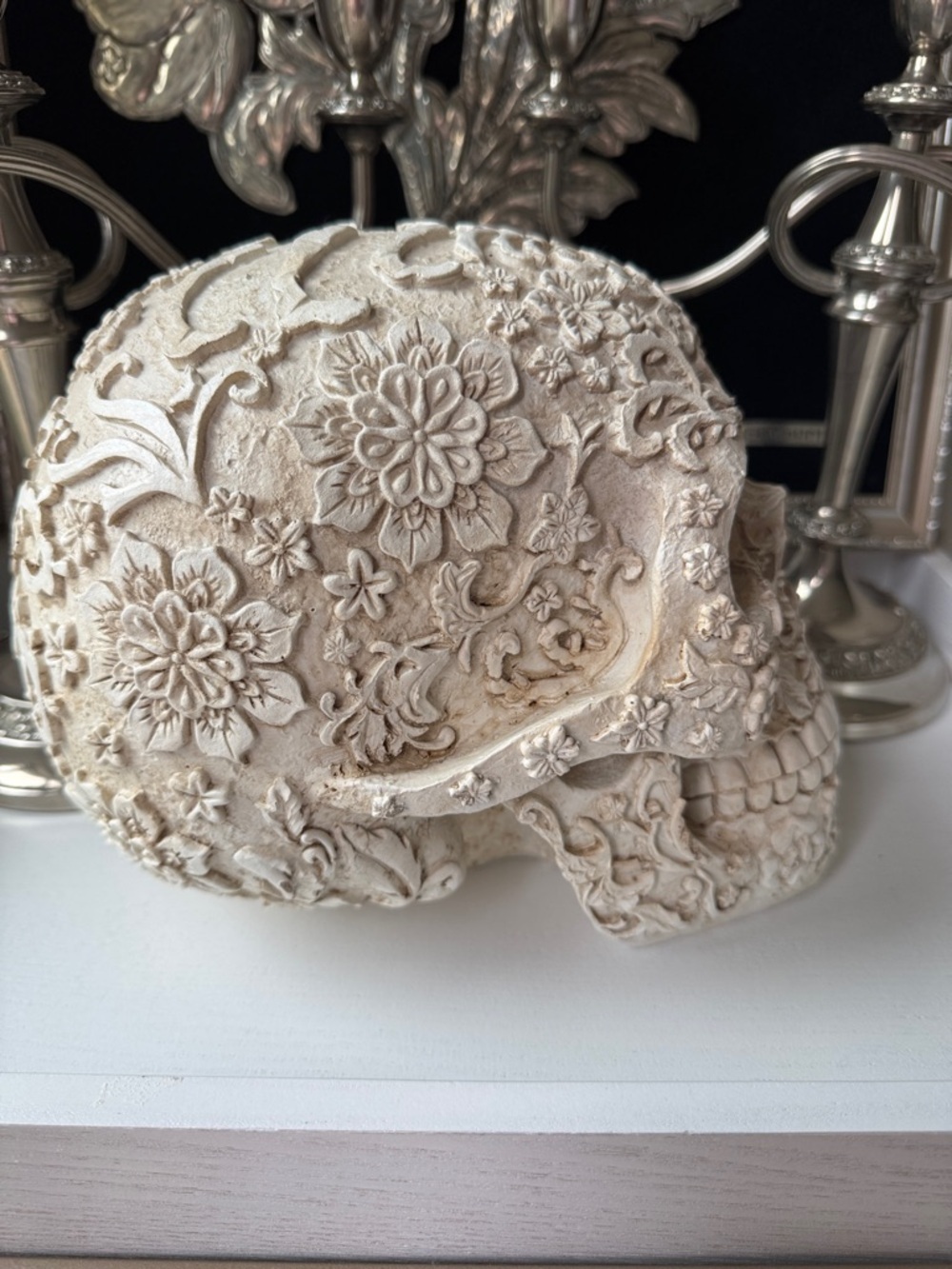 Ornate Floral Carved Skull Accent - Cream Decorative Sculpture - Picture 2 of 6